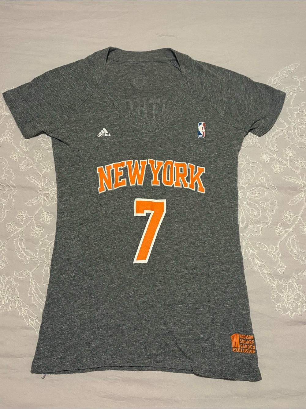 Adidas Women’s New York Knicks Anthony #7 t shirt